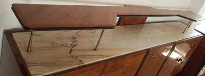 Remi in legno montati su supporti del mobile bar consolle vittorio dassi per credenza mid-century vittorio