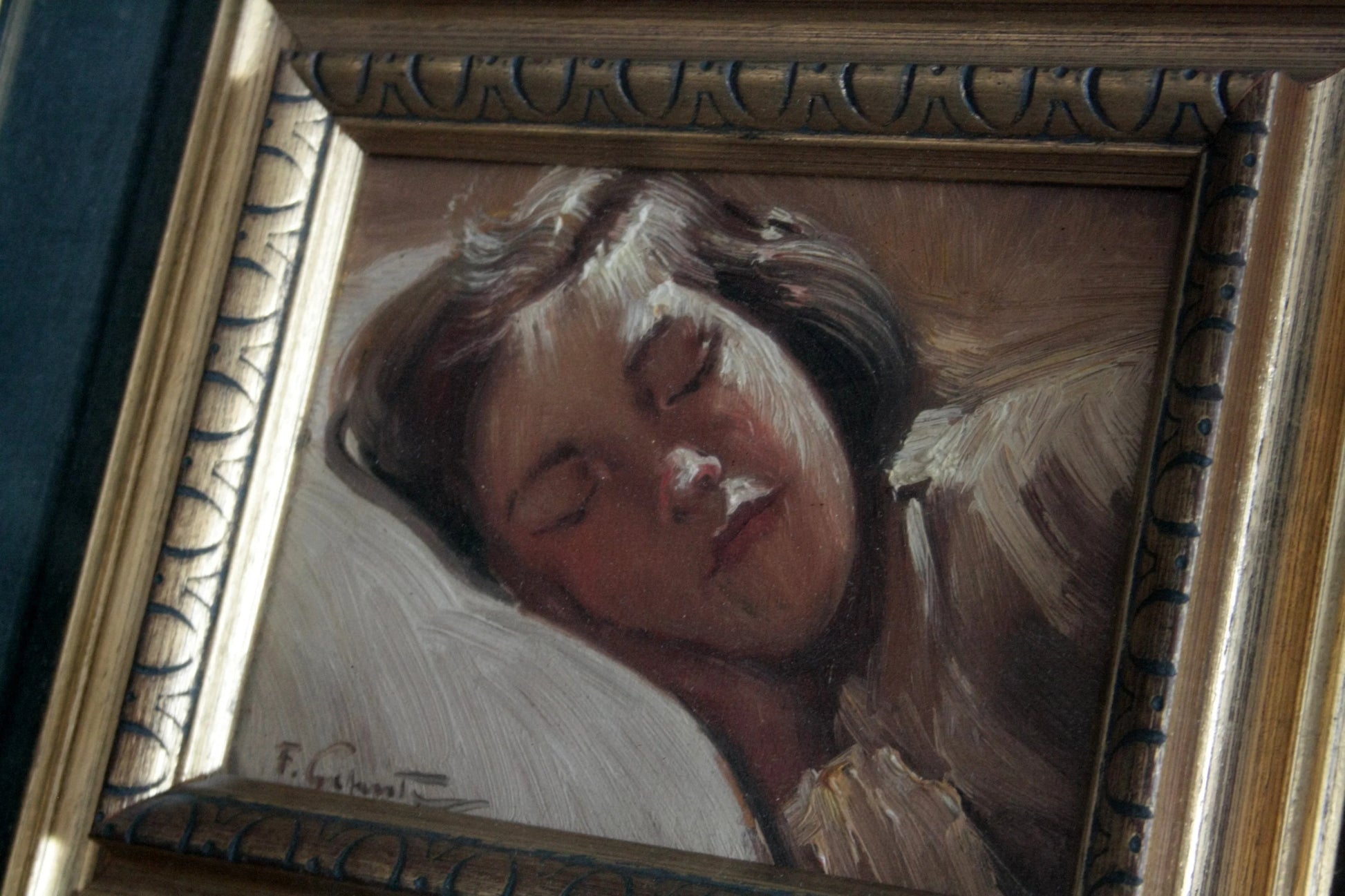 Framed painting of a sleeping girl titled bambina dormiente by francesco galante signed opera from 1884-1972