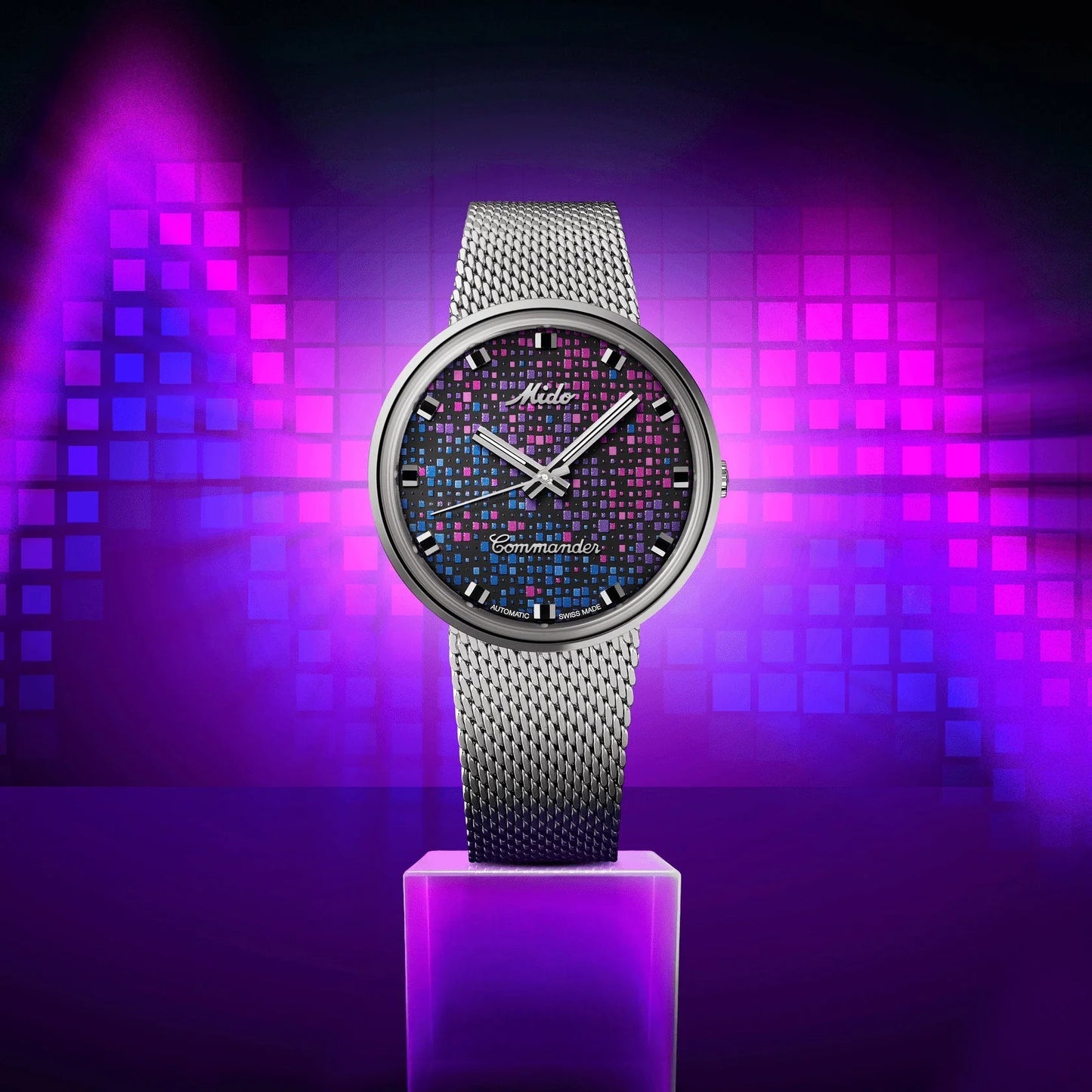 Orologio mido orologio commander 1959 37mm nero automatico acciaio con bracciale a maglia e quadrante pixelato blu e viola