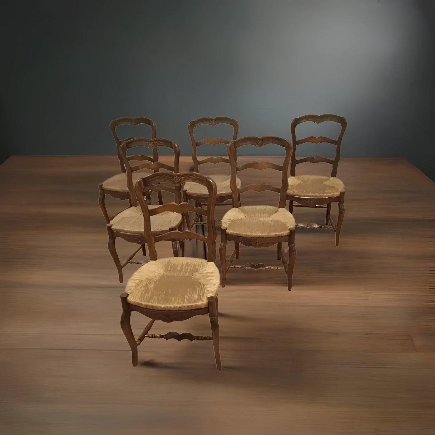 Set di sette sedie provenzali rustiche in rovere massello ottocento con sedili intrecciati restaurate in ottime condizioni
