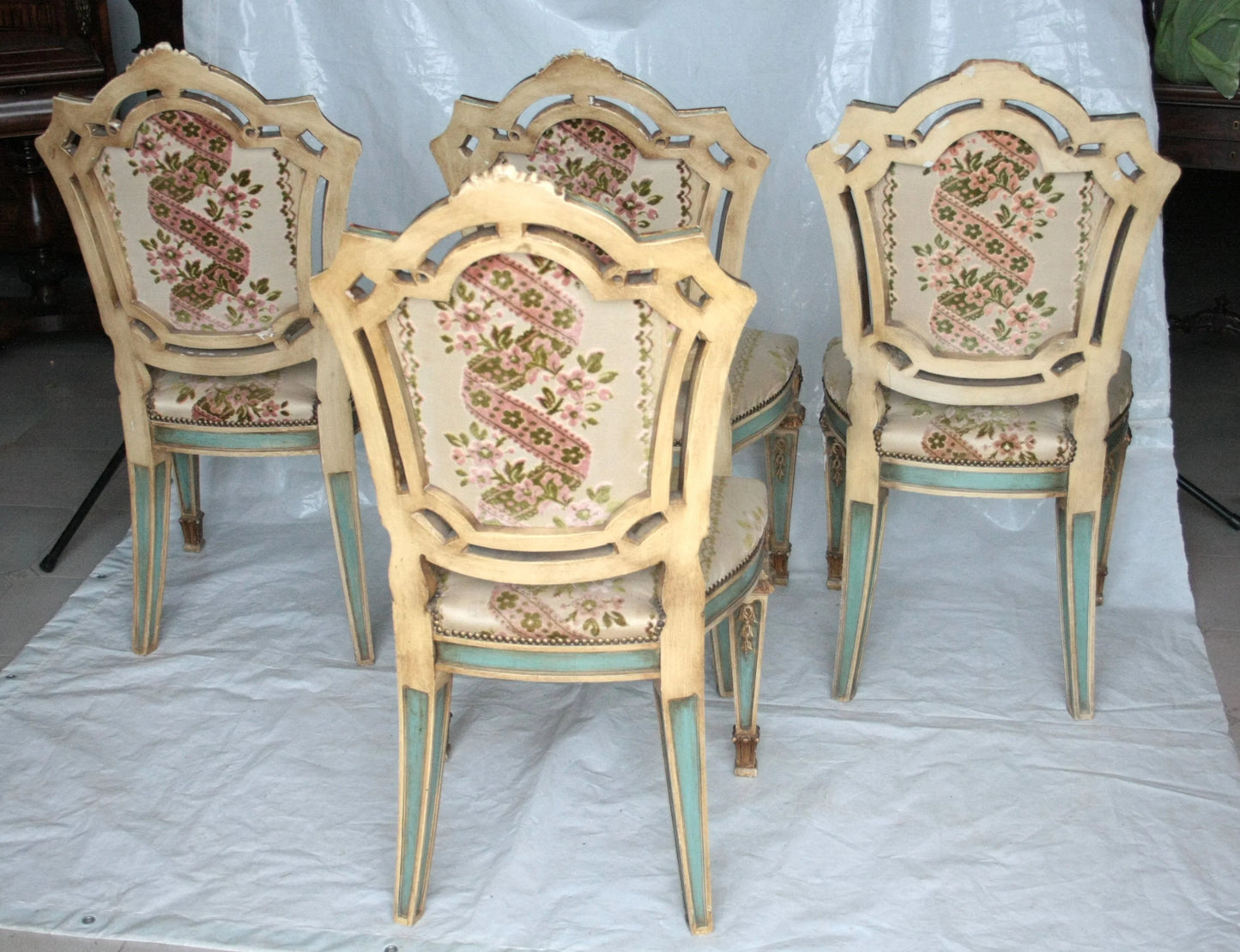 Set di 4 sedie napoleone iii in stile napoleone iii seconda metà ottocento con tappezzeria floreale ornamentale