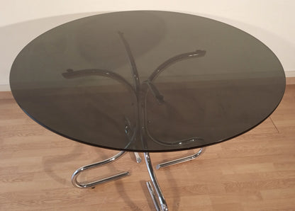 Tavolino da caffè Italia in vetro fumé con base in acciaio cromato e piano rotondo dal design mid-century