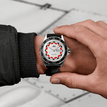 Mido Armbanduhr Ocean Star Worldtimer 40mm silber automatisch Stahl M026.830.16.030.00